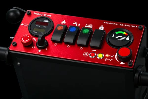 Tomcat CARBON V2 – Contrôleur panneau interrupteurs robuste usage intensif | PADEMA